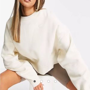 Nike pullover fleece sweatshirt in off-white